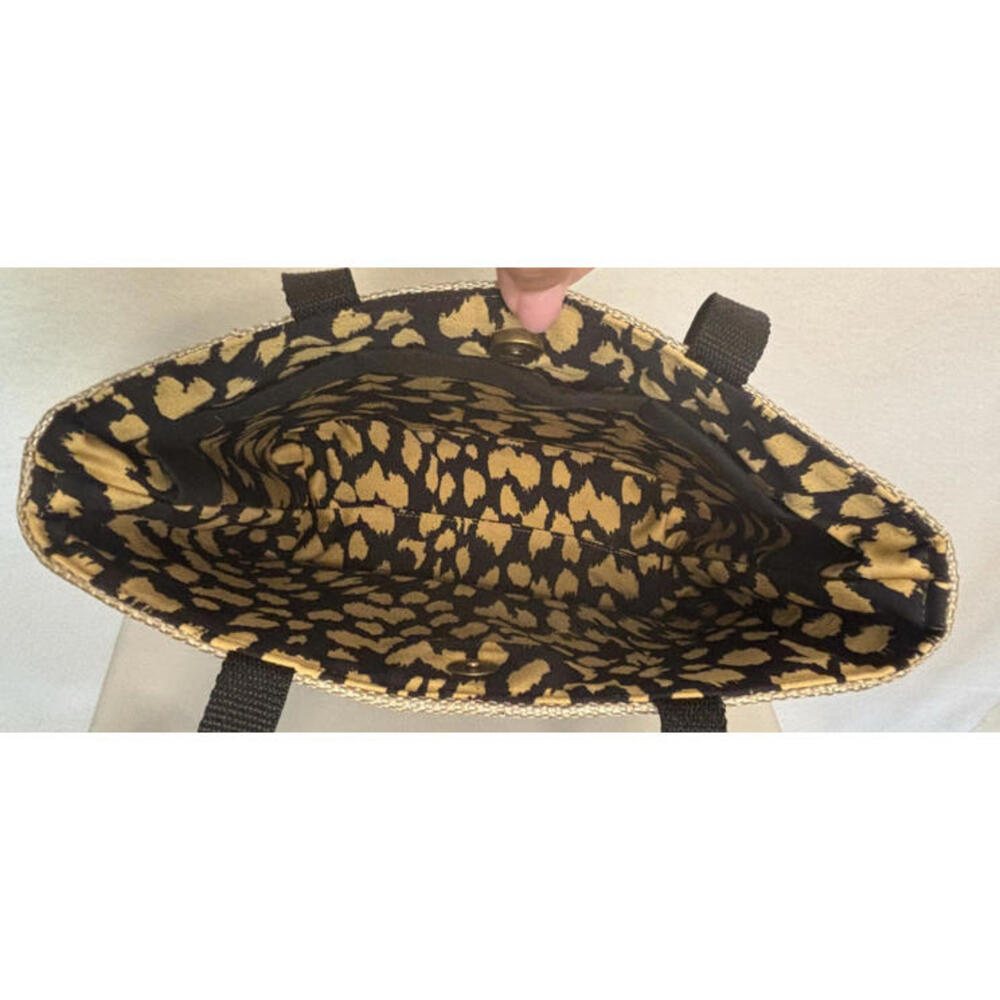 Donna Harney Tan Woven Fabric Lined Lightweight Handbag Purse Tote EUC - Picture 5 of 5